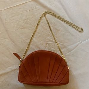 Super Cute Suede Clamshell Purse with Gold Chain!